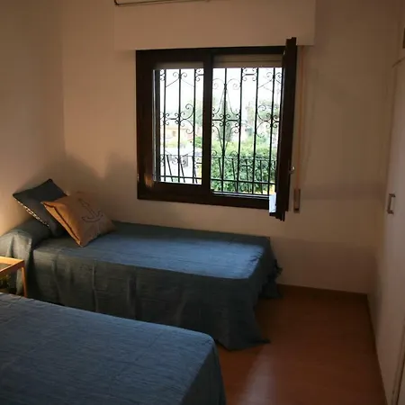Puerto Marina Goya Holiday home *